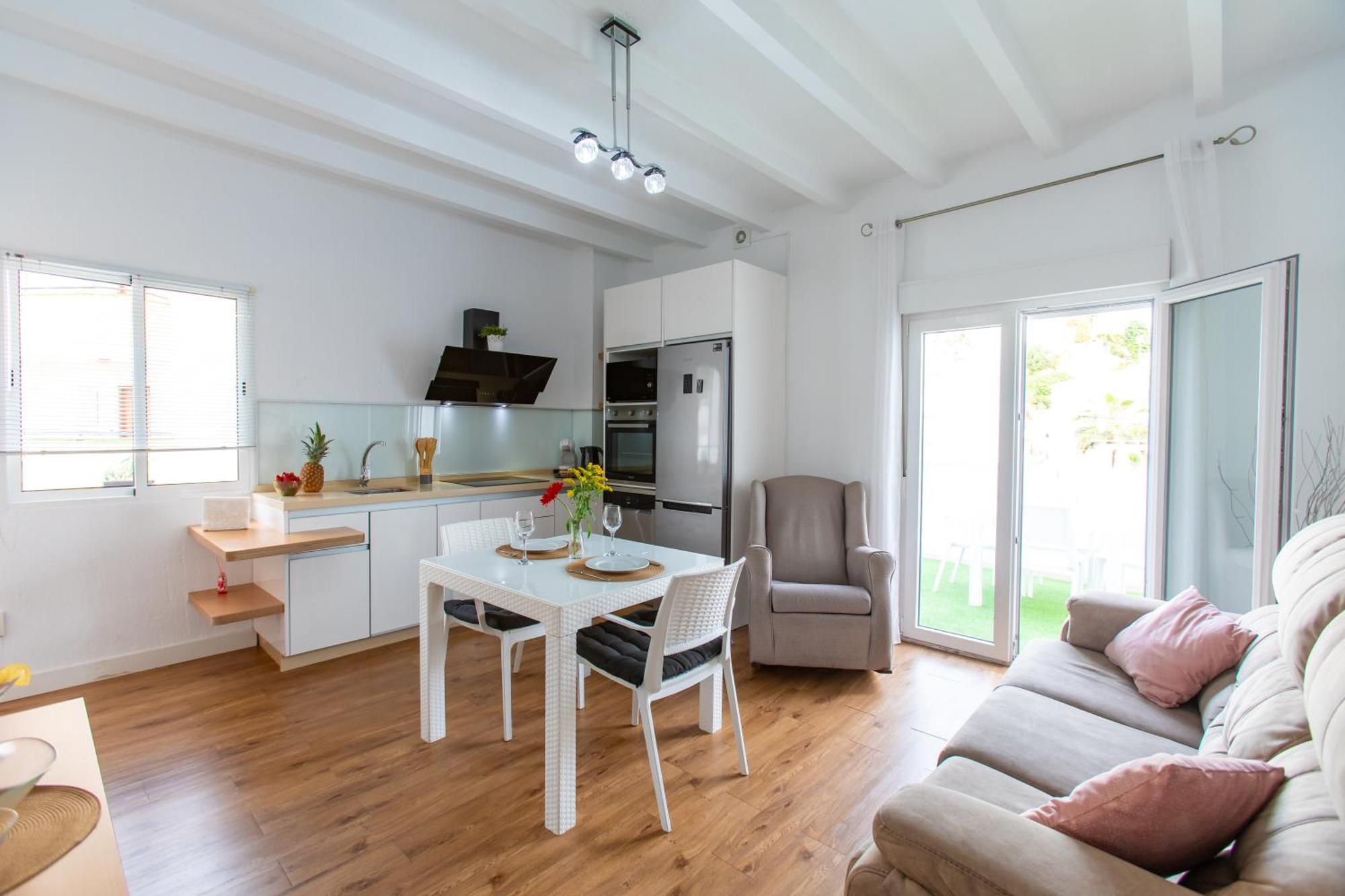Boutique Rooms Playa Burriana Nerja Exterior foto